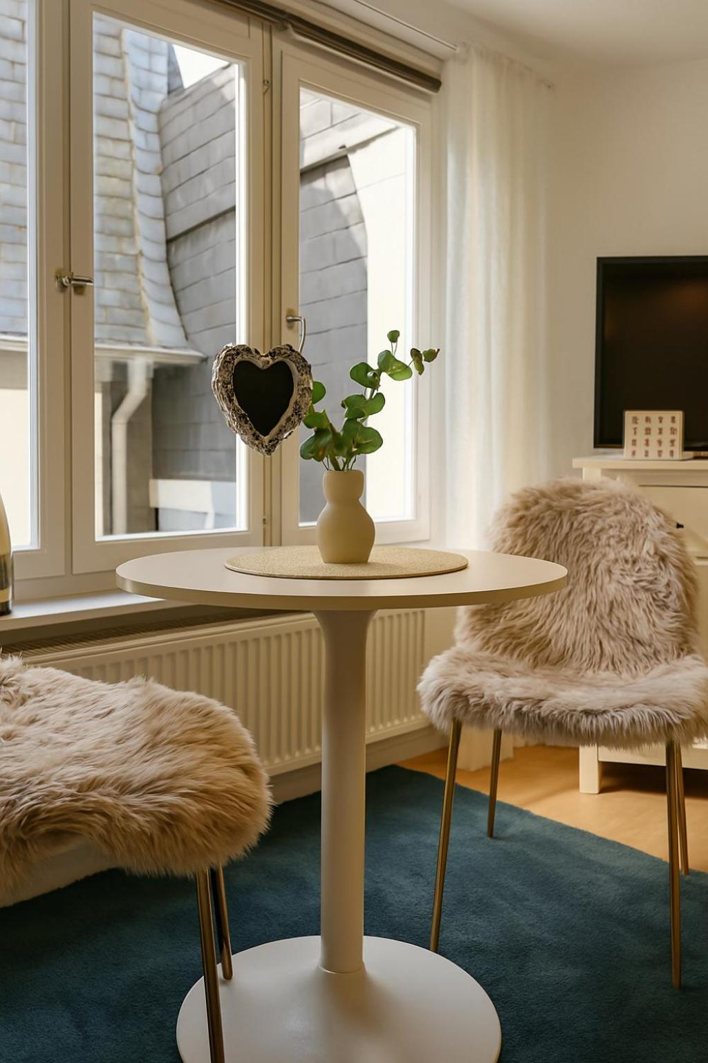 Vikaro Zimmer Моншау Экстерьер фото